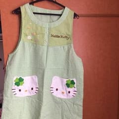 新品未使用 キティーちゃん エプロン 保育士のサムネイル