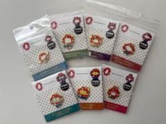 ミャクミャク サンリオ ピンバッジ コンプリート 全 7種 ノーマル カラー金 ミャクミャク サンリオ ピンバッジ コンプリート 全7種 ノーマル