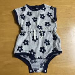 ベビー ロンパース 半袖　花柄 80cmのサムネイル