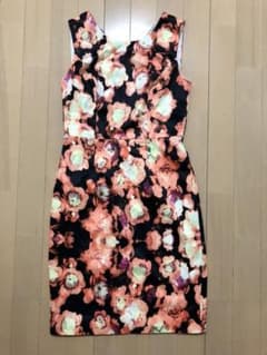 ERUKEI キャバ 花柄 ワンピースのサムネイル