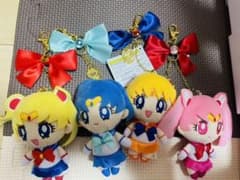 セーラームーン、ちびうさ、マーキュリー、ヴィーナス4つセットのサムネイル
