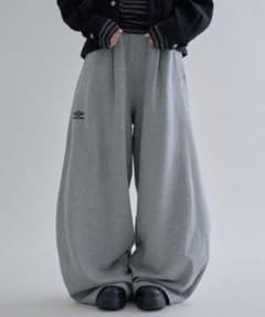 UMBRO × EPNK Curved Tack Sweatpants - メルカリ