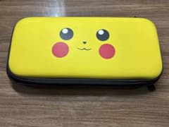 ピカチュウ Nintendo Switch キャリングケースのサムネイル