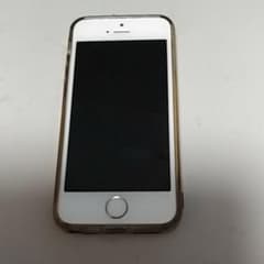 iPhone　SE  64GBのサムネイル