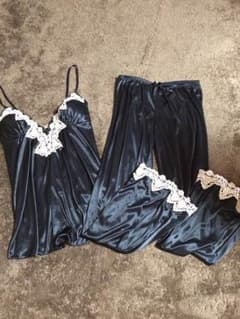 セクシーナイトウェア上下セットのサムネイル