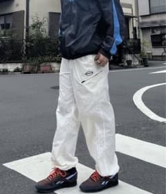 ナイロンイージーパンツのサムネイル