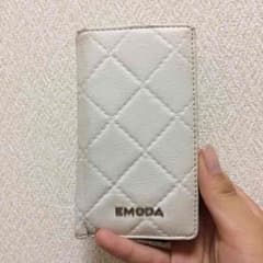 EMODAiPhoneケースのサムネイル