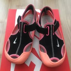 サンダル ナイキ NIKE 川 水遊びのサムネイル