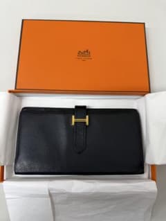 HERMES ブラック 二つ折り財布 箱付きのサムネイル