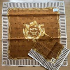 MCM ハンカチ ブラウン チェーン柄 同柄2枚セットのサムネイル