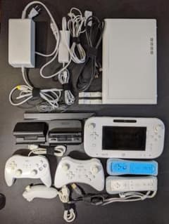 任天堂 WiiU 32GB 本体のサムネイル