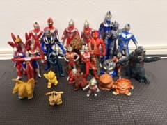 ウルトラマンシリーズ　小さめフィギュア　セットのサムネイル