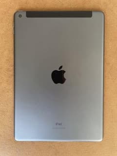 極美品iPad アイパッドWi-Fi + CellularA2198のサムネイル
