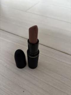 mac パウダーキスヘイジーマットリップスティック　　テイケンのサムネイル