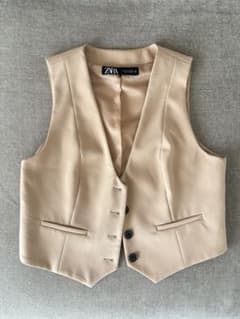 未使用品　ZARA ベスト ベージュ Mサイズのサムネイル