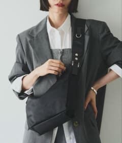 美品✨ russet ナイロン2WAYミニショルダーバッグ ブラック シルバー