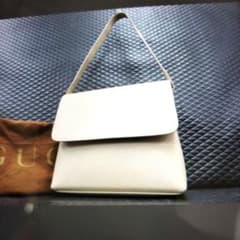 週末セ−ル 美品GUCCI グッチカーフ レザー 本革ショルダー バッグ 