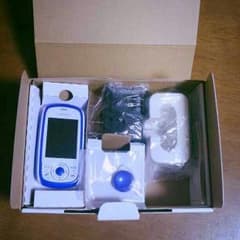 docomo HW-01D キッズ携帯のサムネイル