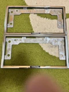 ダイハツ純正ナンバーメッキフレームのサムネイル