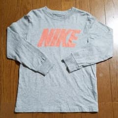 てっしー様専用　ナイキ　ロンT 　長袖シャツのサムネイル