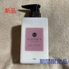 カミカ 黒髪クリームシャンプー KAMIKA 400g ローズ＆ウッドの香りのサムネイル
