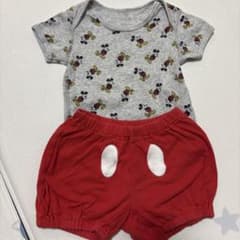 UNIQLO ミッキーロンパース&パンツのサムネイル