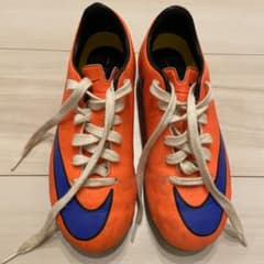NIKE ナイキ　ジュニア サッカーシューズ　スパイクのサムネイル