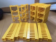 プラレール ブロック橋脚 複線架線柱 イエロー 大量セットのサムネイル