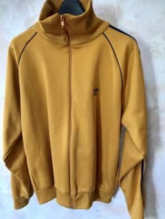 値下げします ¥1480→¥1280 このカラーなかなか無い 格安adidas‼️のサムネイル
