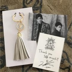 東方神起 tomorrow グッズ タッセルキーホルダーのサムネイル