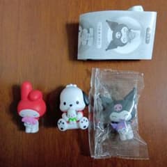 サンリオ ぬいぐるみといっしょフィギュア　クロミマイメロ　ポチャッコ　3点セットのサムネイル