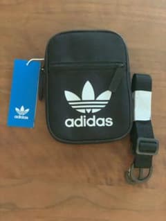 adidas スマホショルダーバッグ NQB30 ブラック/ホワイトのサムネイル