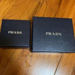 PRADA プラダ 空箱のサムネイル