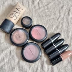 MAC チーク 3個+ シャドウ1個+NARS ファンデ + リップ4本のサムネイル