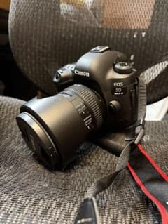 Canon キヤノン　5Dmark4 レンズ付き　オマケ多数　美品のサムネイル