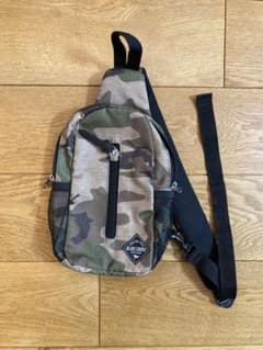 ブルークロス　ボーイズ　ボディーバッグ