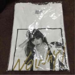 河西智美 Tシャツのサムネイル