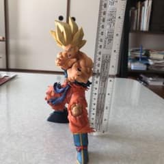 ドラゴンボール・孫悟空フィギュア超サイヤ人のサムネイル
