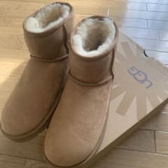 UGG クラシックミニ　ブーツ　24  新品同様　チェスナットのサムネイル