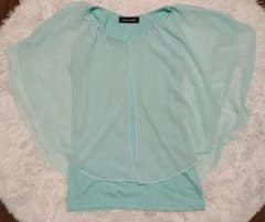 [Excellent Condition] Cecil McBee Cape-Style Cut and Sew Top, Size M, Mint Green, Body-Shaping Chiffon