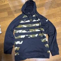 Nike DRI-FIT 迷彩柄フード付きパーカー Sのサムネイル