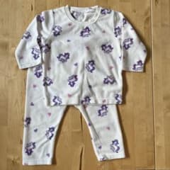 美品 キッズ ユニコーン柄 フリースパジャマ 100のサムネイル