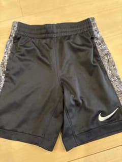 NIKE ハーフパンツ ブラック キッズのサムネイル