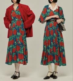 tnewties お花畑でお昼寝 薔薇柄ワンピース ネイビー 赤　xs