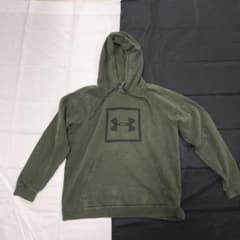 UNDER ARMOUR　アンダーアーマー　パーカー　Mサイズ　グリーンのサムネイル