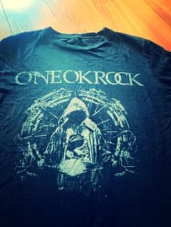 ワンオク ツアーTシャツのサムネイル