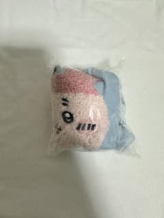 ちいかわ 古本屋　かにちゃん　ポーチのサムネイル