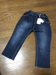 ストレッチデニム☆パンツ ☆ジーンズ130♡タグ付きのサムネイル