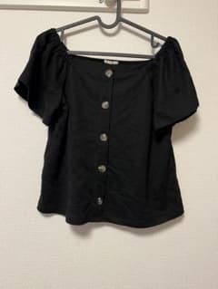 トップス　GU 半袖のサムネイル