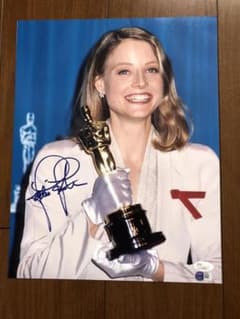 羊たちの沈黙、ジョディ・フォスターサイン入り写真 - メルカリ